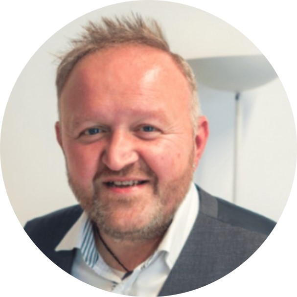 Perry Timms - Founder and Chief Energy Officer at Transformational HR - Speaker in Nailted webinar on employee recognition